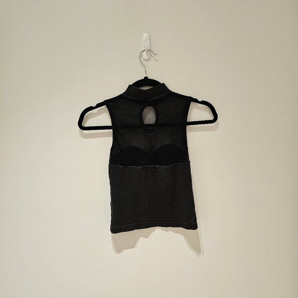 Vintage black mesh halter top size small - Picture 2 of 8
